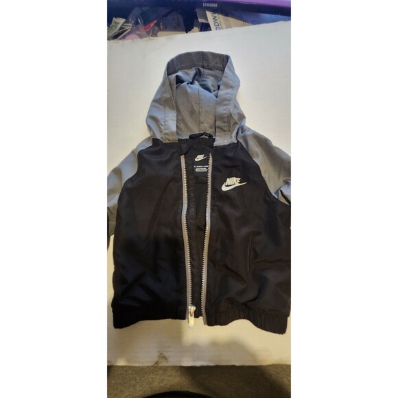 Nike Toddler Boys 2T Hooded Windbreaker Jacket Black Gray Lightweight Zip Up - Picture 2 of 6